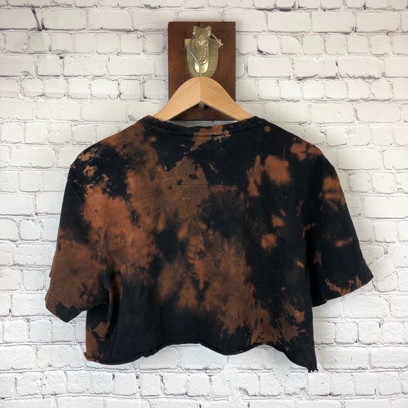 NEW YORK CITY arrow bleached crop top - Picture 3 of 3